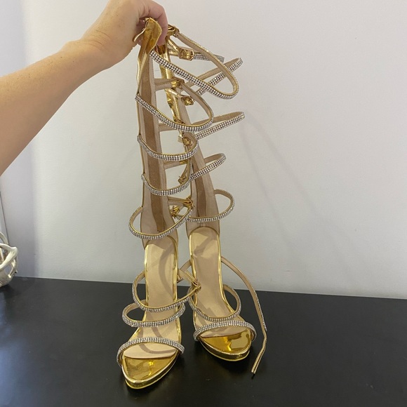 Soulier talon neuf!